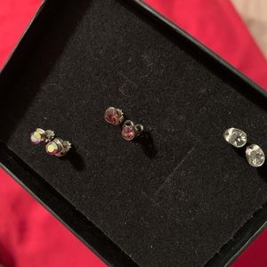 🔥 3/$20 Multicolored Stud Earring Bundle
